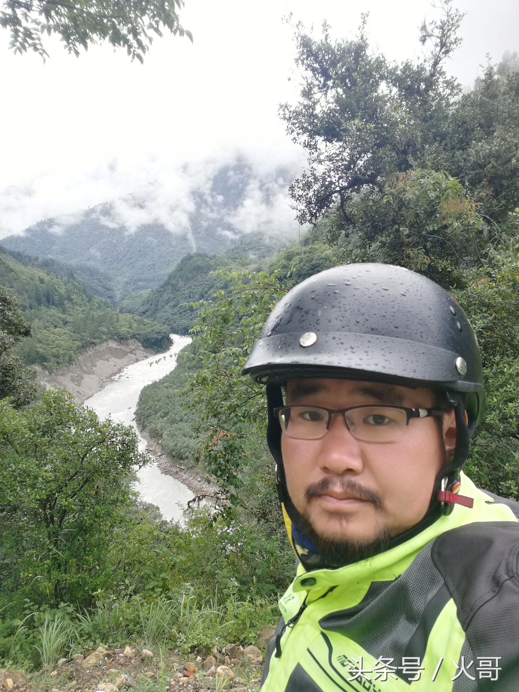 西藏林芝波密姑娘,路过林芝