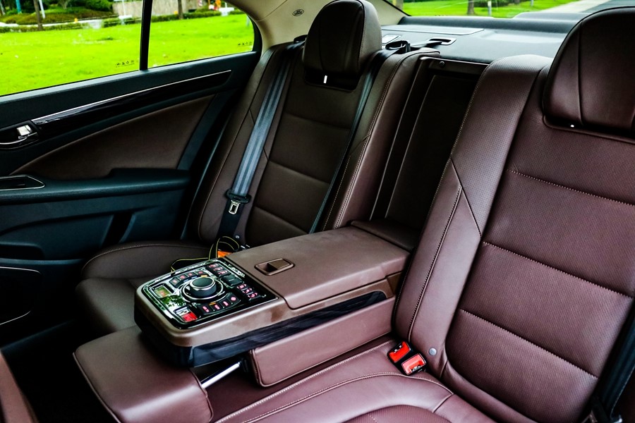 气场十足新一代红旗h7实车图流出,红旗h7感受