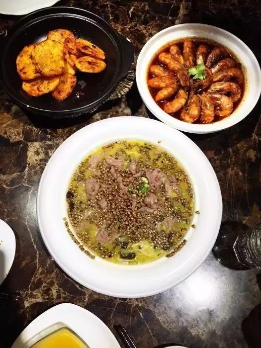 郑州小吃美食推荐店排名榜前十,郑州新东区小吃美食攻略