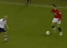 c罗一骑绝尘在哪里,年轻c罗踩单车对比