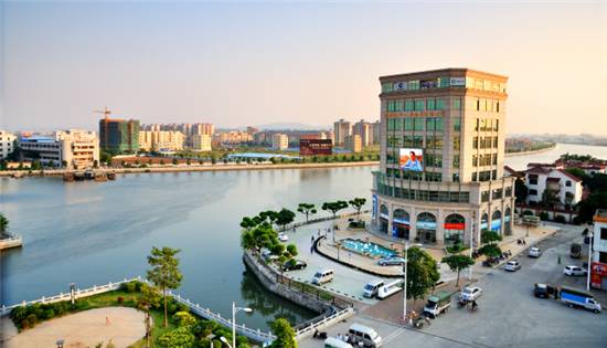 对话|横栏水乡未来五年会变得如此繁华！快听劳国南说了啥？