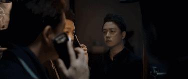 潘粤明眼神再无少年气全是沧桑,潘粤明如何一人分饰两角