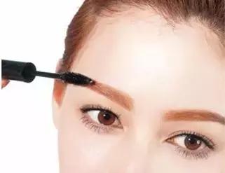 新手化妆入门必备品推荐,新手化妆必备化妆品性价比