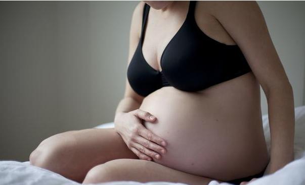 准妈妈在孕期如何补充叶酸才靠谱,孕早期叶酸该如何补充每天摄入量