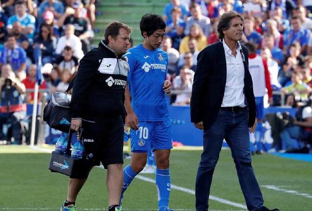 5分钟回顾国足02年世界杯晋级之路,从918到日本战败的纪录片