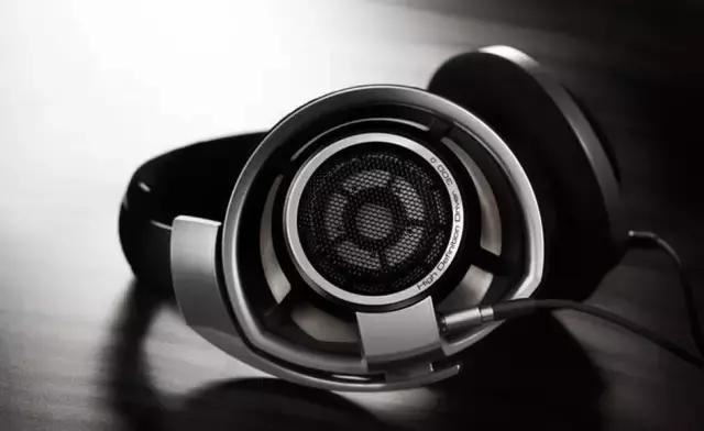 耳机贵的和便宜的有啥区别,耳机的价格