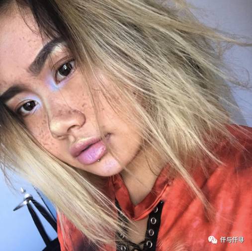 蕾哈娜彩妆真的好用吗,蕾哈娜自创彩妆品牌有哪些