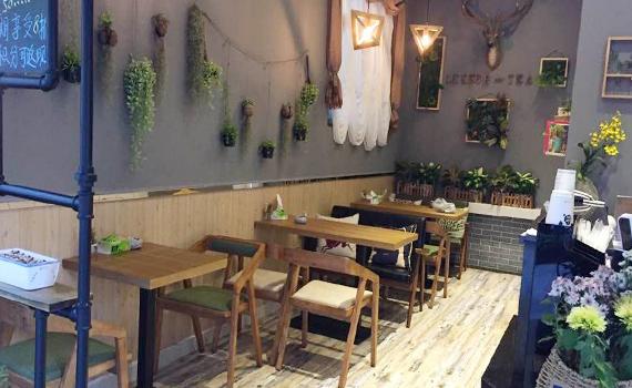 奶茶店奶茶成本,投资开一家奶茶店到底需要多少钱