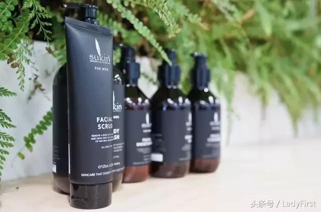 推荐一款适合这个季节的护肤品,秋天必入的第一套护肤套装