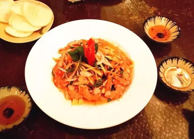 广州可以坐高铁去丽江吗,广州可以坐火车去越南吗