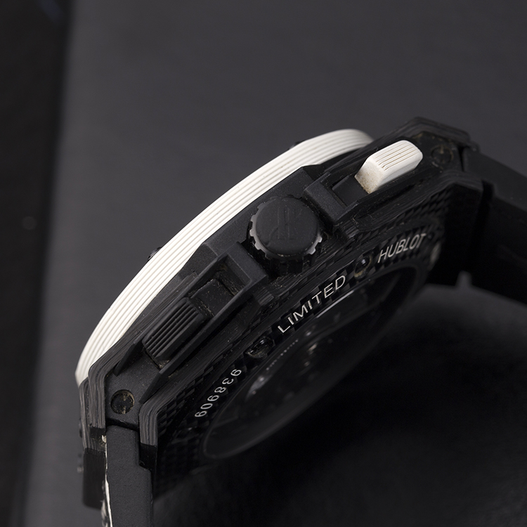 碳纤维机械手表,宇舶尤文图斯限量版