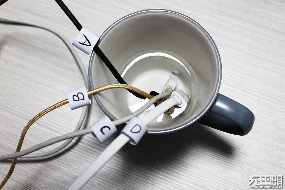 typec数据线如何正确分辨正反面,type-c数据线怎么挑