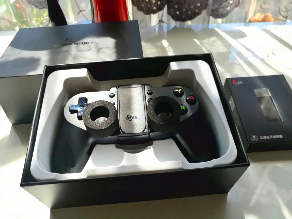 北通p1手柄是什么,北通游戏手游手柄测评