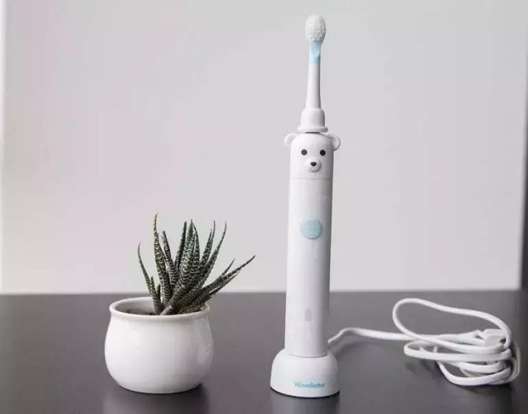 蛀牙的修补和牙齿矫正的问题,爱牙日公益讲座视频