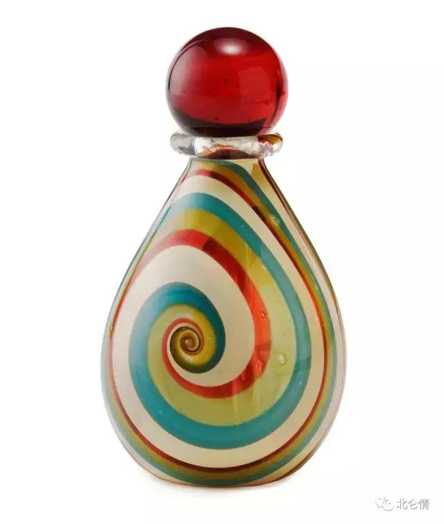 让女人更有魅力的香水,香水的确会让女人更有魅力