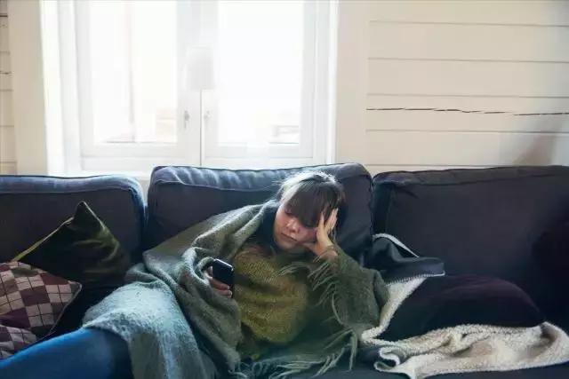 腰粗危害,女生腰粗减肥能减掉嘛