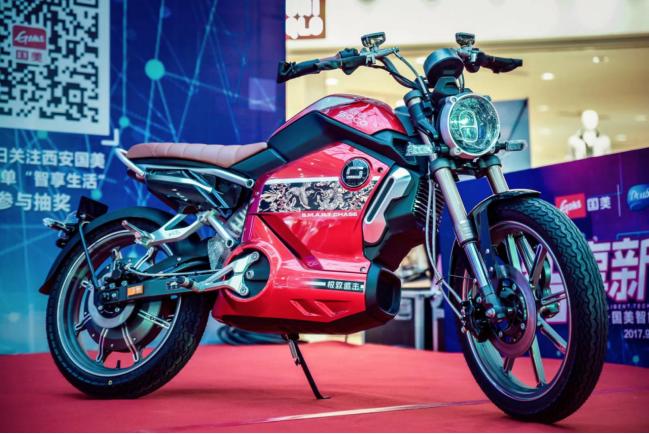 达宝恩科技与西安国美携手举办“智享新生活“智能黑科技节活动