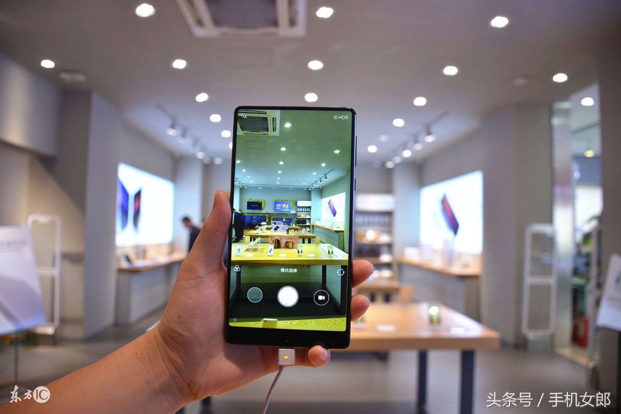 9月上市近十款全面屏手机，售价差距甚大，高达9688元，低至899元