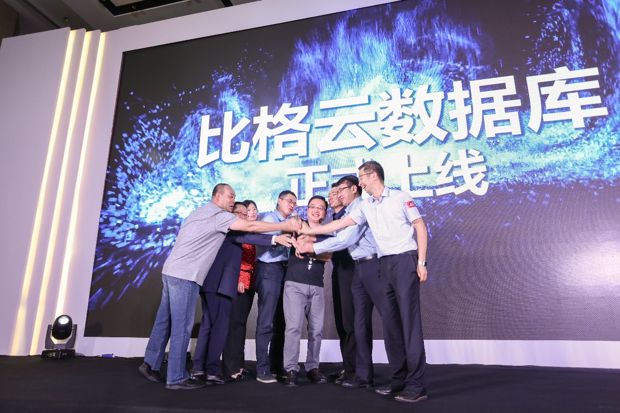 创新与智能驱动未来,创新驱动发展科技引领未来2022