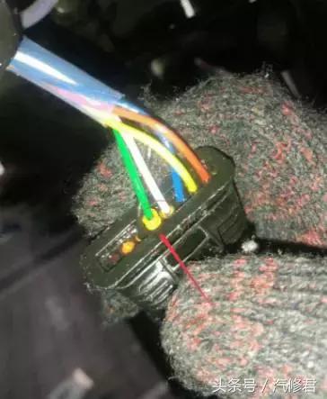 比亚迪f6仪表盘出现svs怎么处理,比亚迪f6行驶过程中防盗灯亮