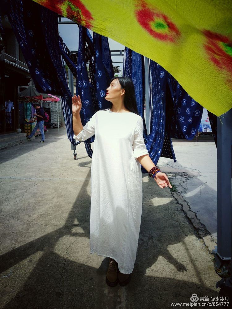 有一种蓝叫青花蓝,有一种颜色叫中国红