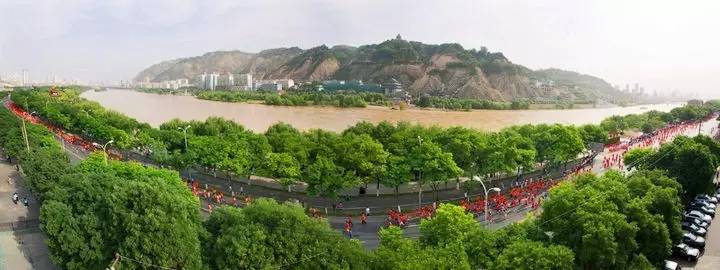 做客中央台甘肃省委常委、兰州市委书记虞海燕:“兰州蓝”是怎么炼成的