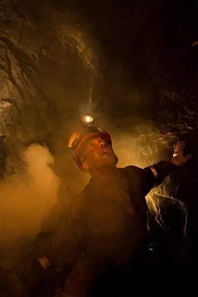 地心营救活动,地心营救精彩片段