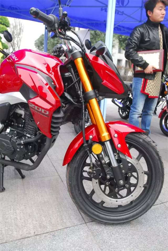 五年的力帆kps200多少钱,力帆kpm200落地价