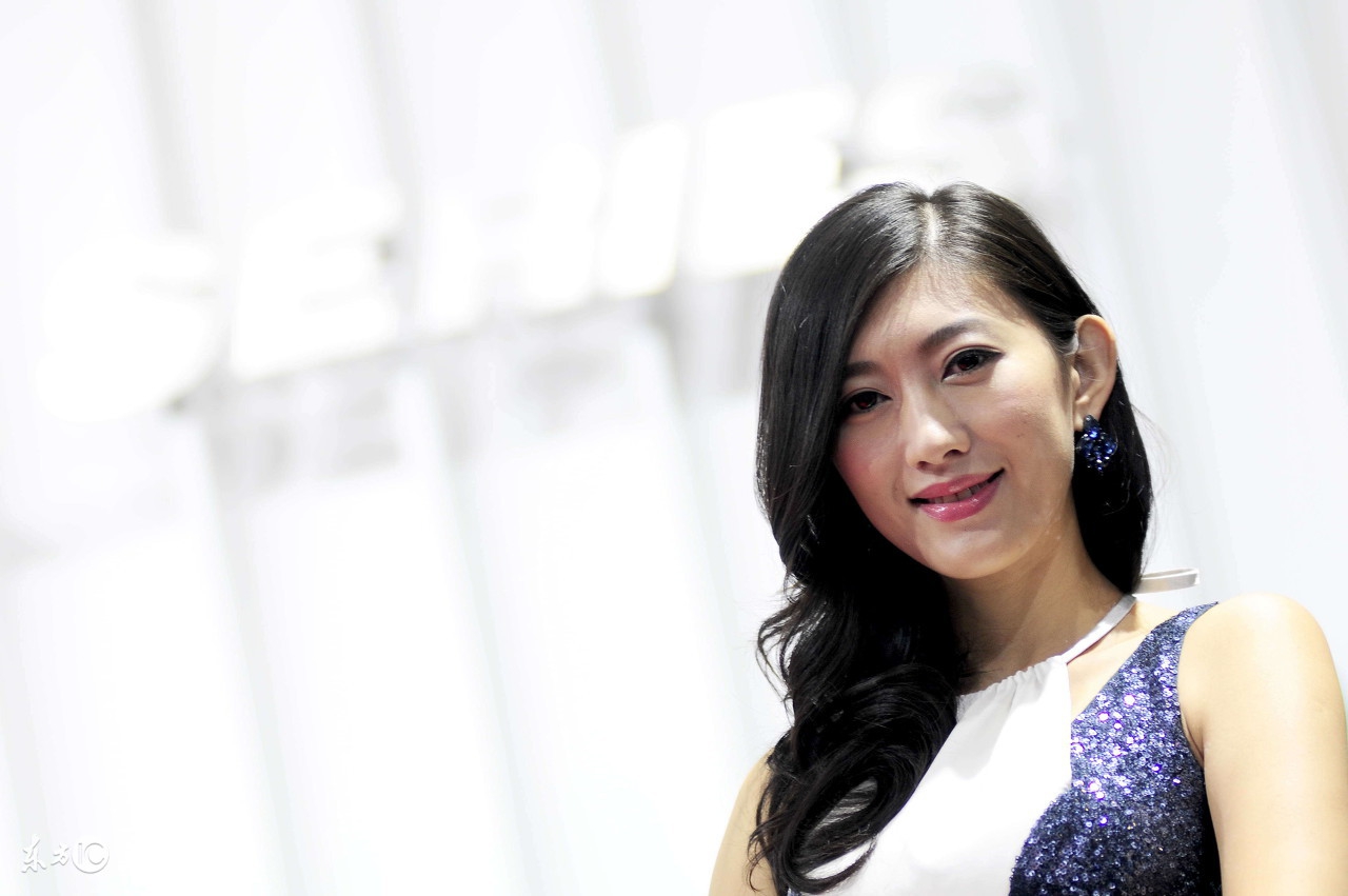 出生十九天肚子鼓的像皮球正常吗,出生六天的婴儿肚子胀怎么办