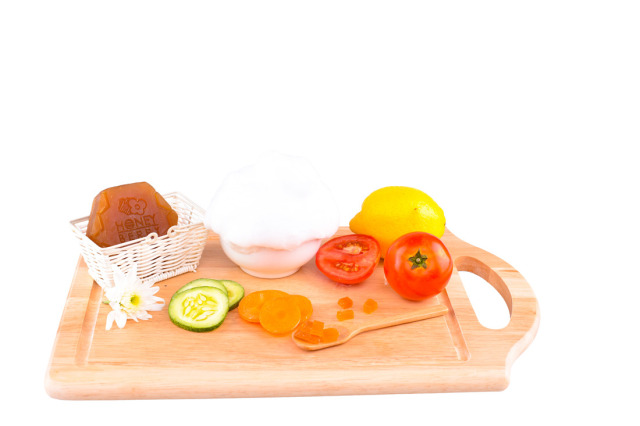 泰国皇室名媛热推神器HoneyBerry麦卢卡蜂蜜面膜皂，曼谷必BUY