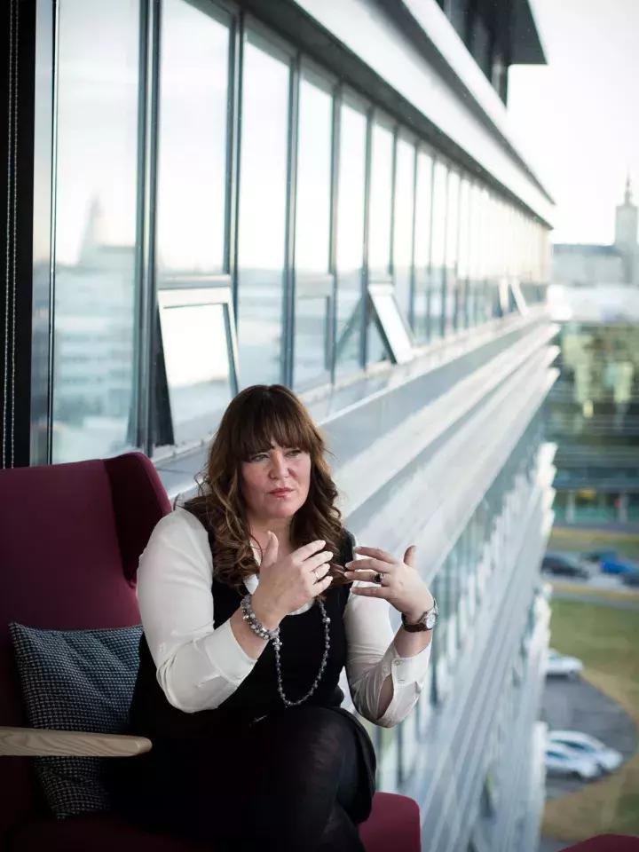 全球最牛艺术家：摄影师莫托拉镜头下的冰岛女性