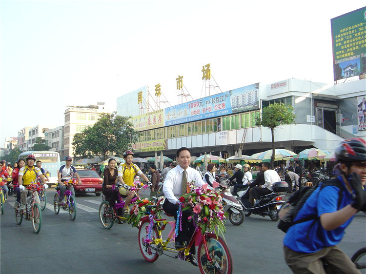 作为北海自行车运动达人，“八达”讲述他的自行车情缘