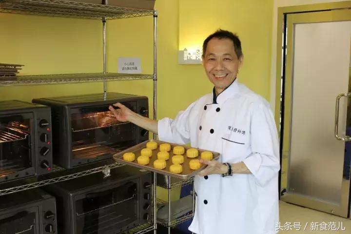 鄙视链顶端的奶黄月饼，香港名厨盲测打几分？