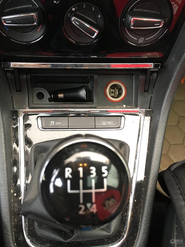 2014年大众宝来手动1.6实测油耗,2015年大众宝来1.6手动挡优缺点