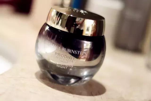 全肤质攻略秋冬到底用啥面霜,男士秋冬油皮公认最好的面霜