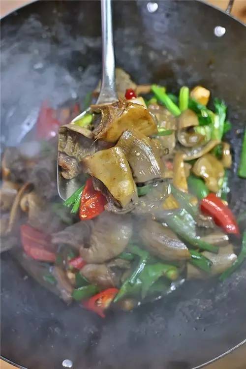 特色炭火烤鱼,广州最正宗的炭烤烤鱼