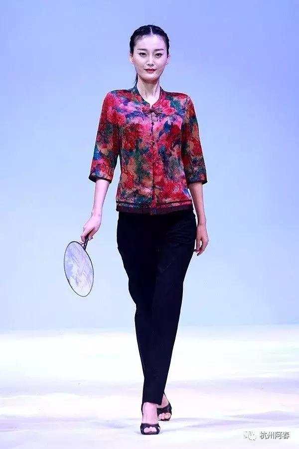 渝派精品服装,渝派系列服装