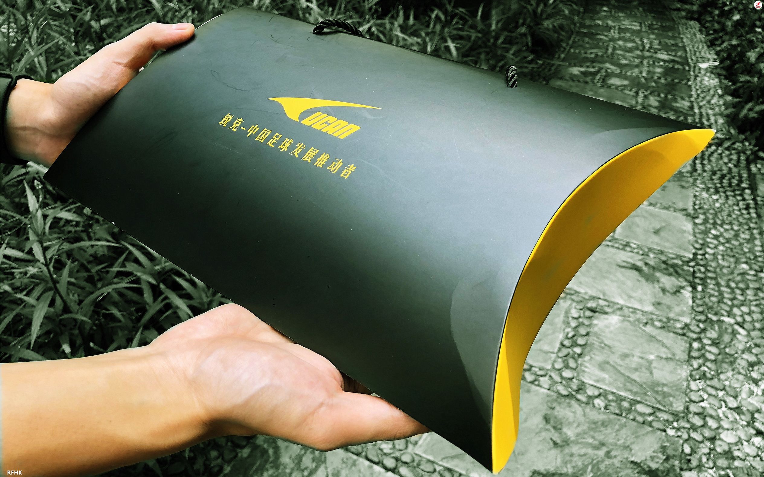 高仿球衣能看出假的吗,高仿球衣和真球衣区别