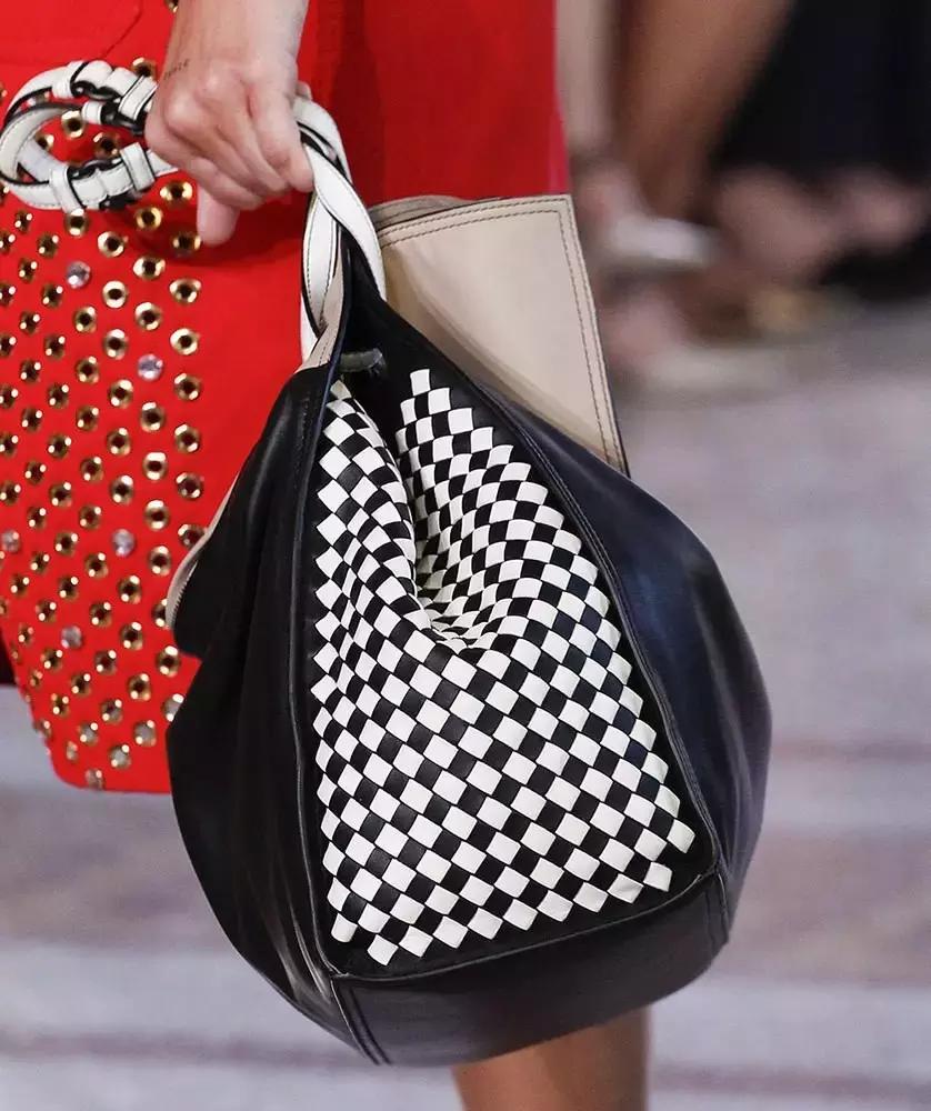 我发誓！这些包包你们都还没入手……