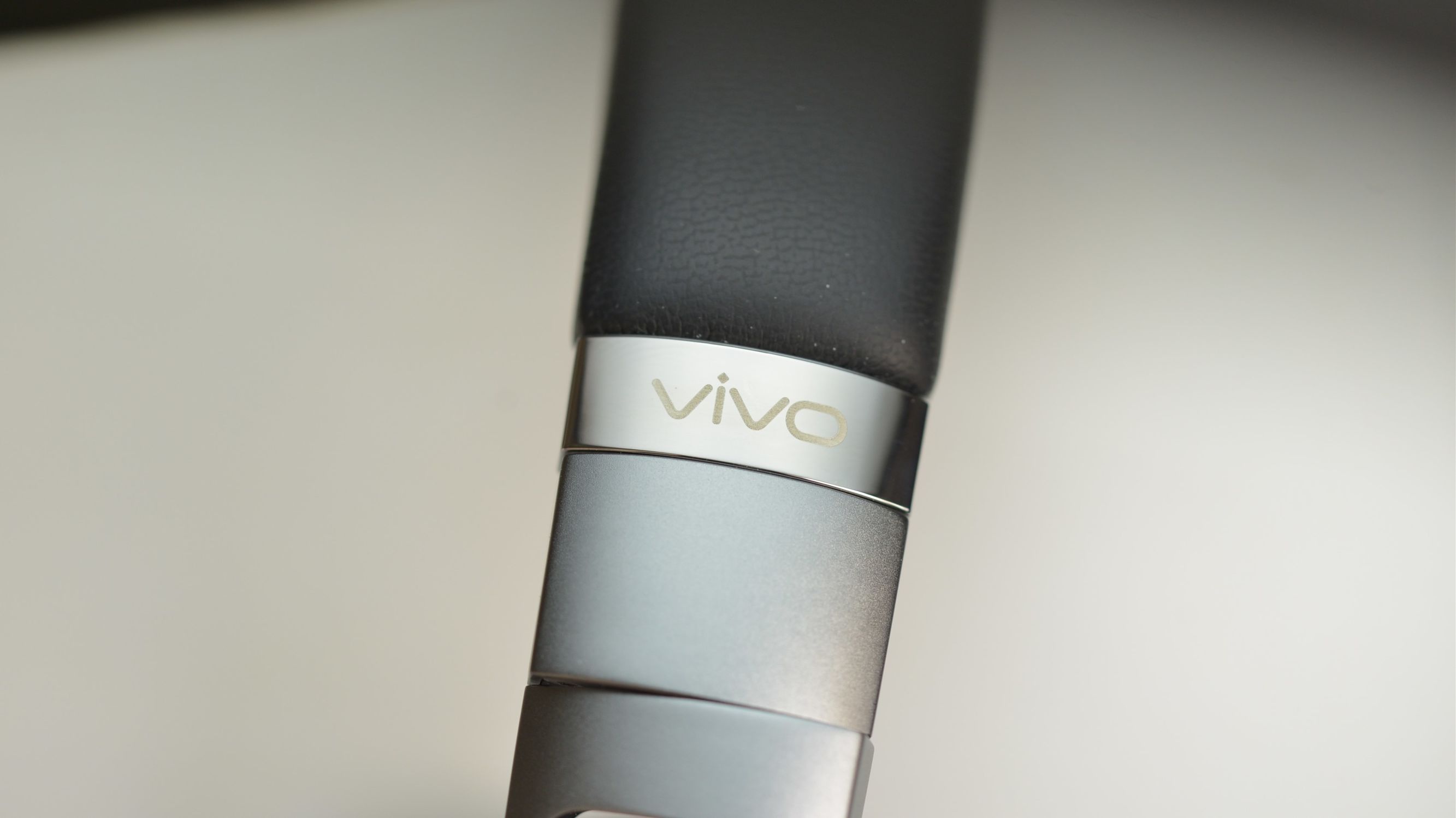 顶级设计+3倍特斯拉磁通量，试用VIVOXE1000