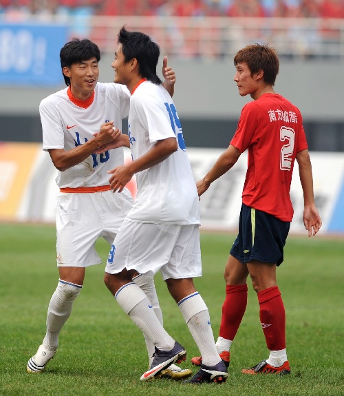 淄博有了职业足球!生死战进球的是鲁能青训佼佼者,早早退役结婚