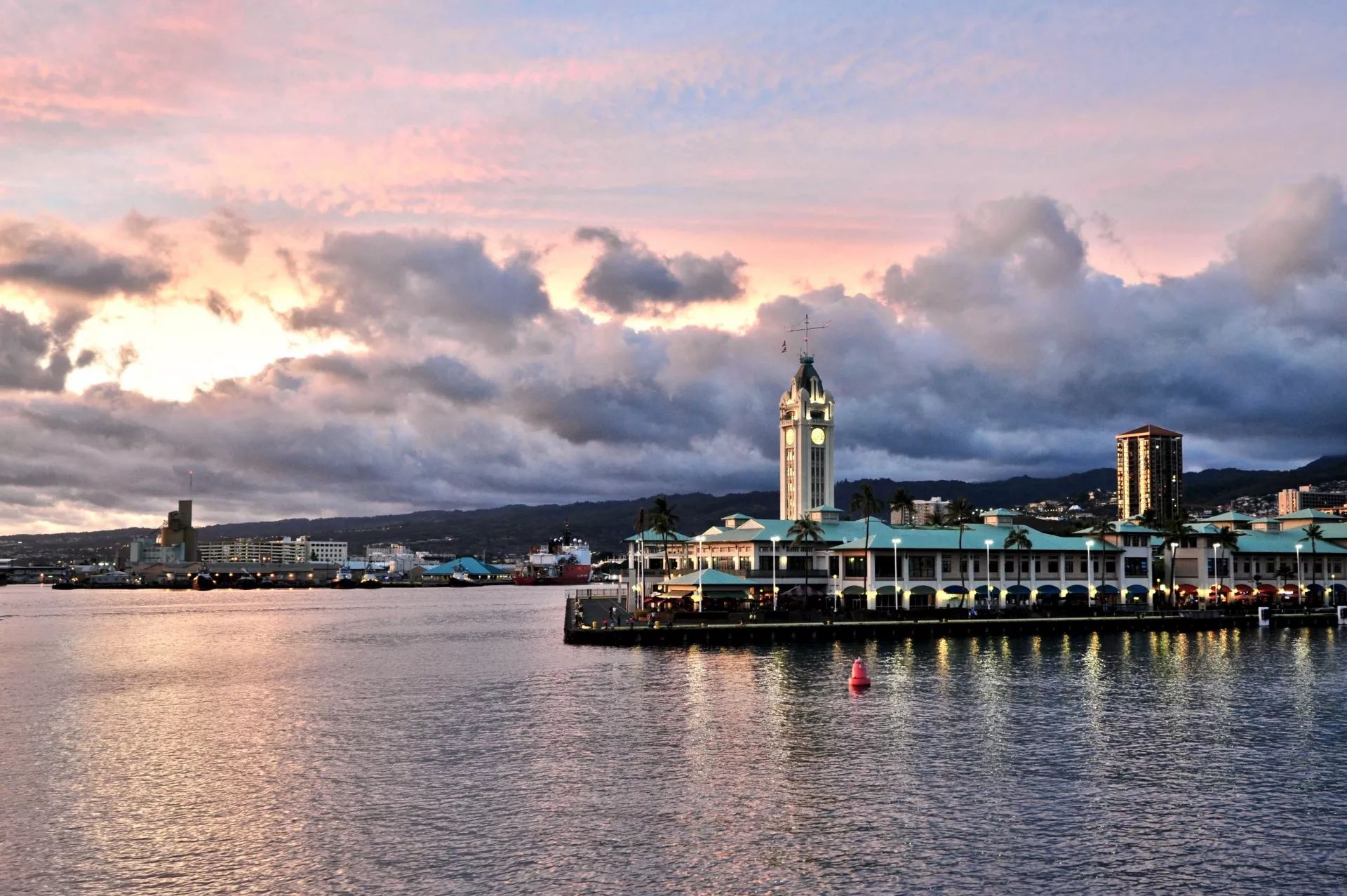 一封来自家乡的邀请函,夏威夷发来的邀请函