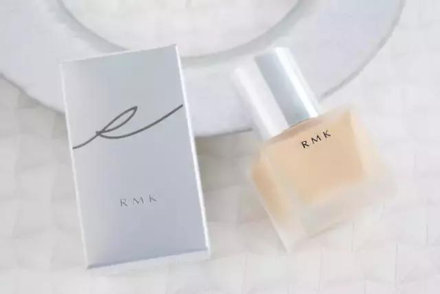 干皮底妆滋润霜推荐哪款,秋冬保湿干皮底妆推荐