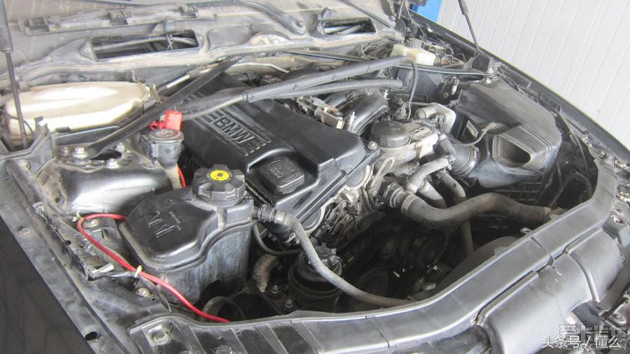 宝马320li发动机烧机油怎么修,宝马320i烧机油最佳解决方案