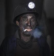 煤矿工人真的很苦吗,煤矿工人很辛苦吗