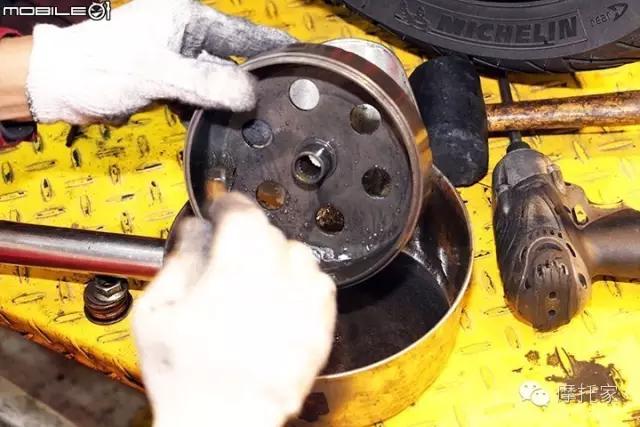 踏板摩托2万公里保养必要的项目,250踏板摩托保养