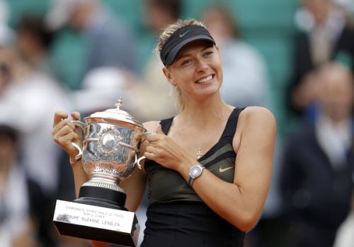 女子网坛美貌与实力集于一身的她，却服用禁药濒临退役