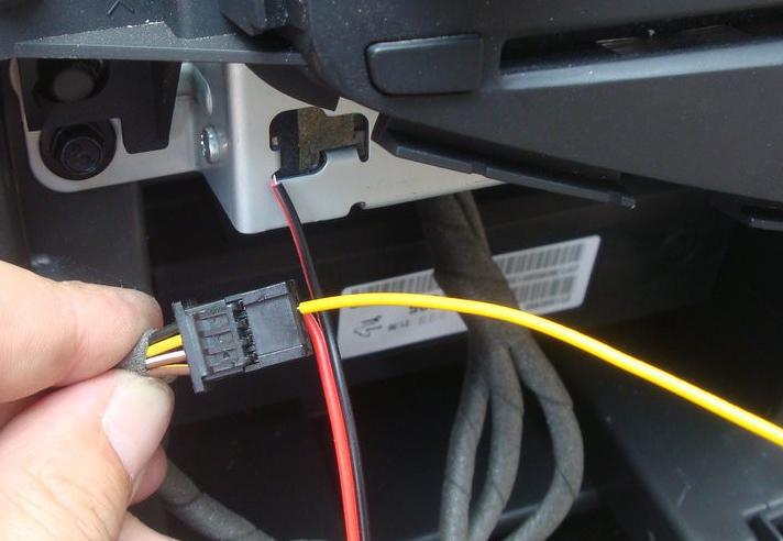 科鲁兹后备箱改平,科鲁兹加装后备箱开关