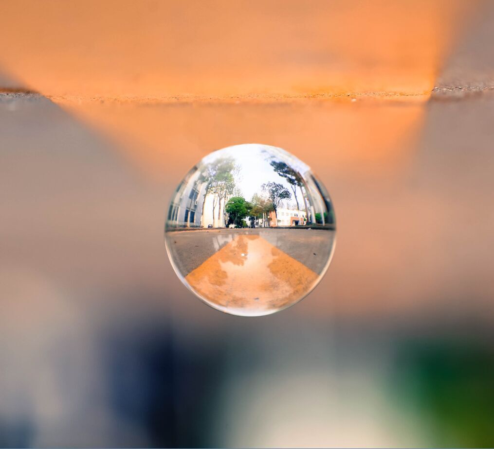 遇见︱有个给你的水晶球，吓了一跳，武汉竟有如此晶莹剔透的大学