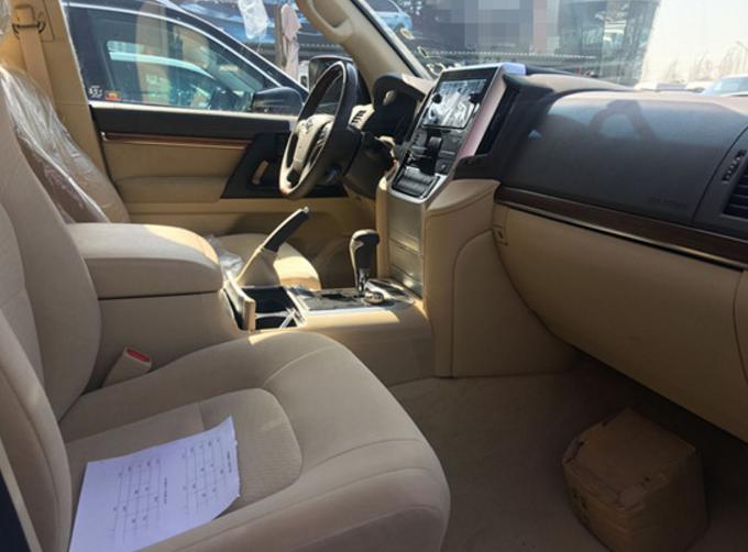 2018丰田兰德酷路泽4000顶配,69万买什么兰德酷路泽